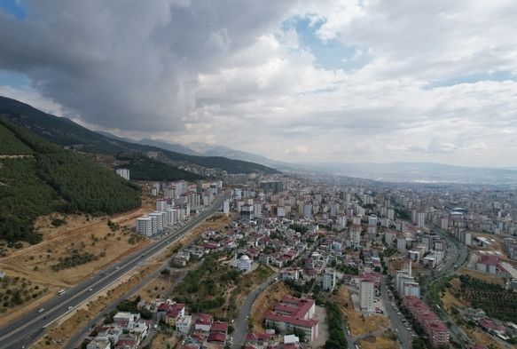 Hasarlı binaların yüzde 58,7'si yıkıldı