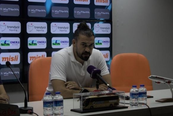 Servet etin: Oyuncularm ma brakmadlar