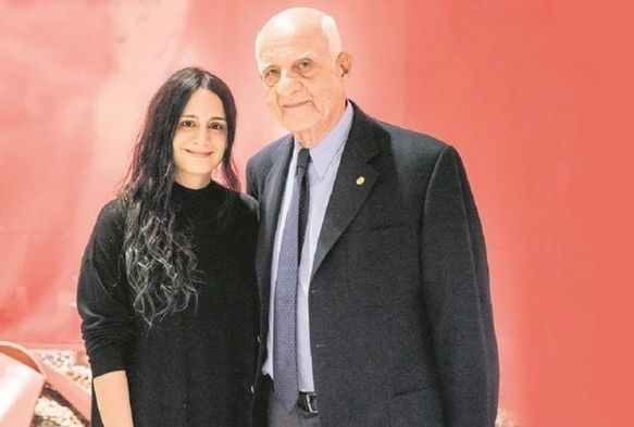 İnan Kıraç, Kızını Evlatlıktan Reddetti