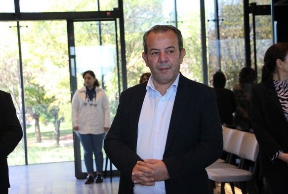Tanju Özcan:
