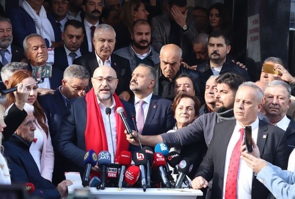 Buğra Gke, İzmir iin yola ıktı