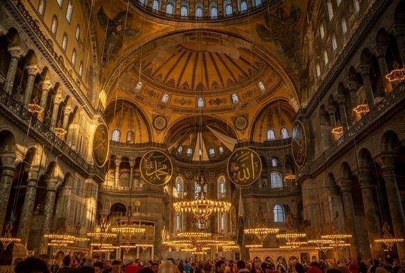 Ayasofya'ya girişi creti 25 euro olacak