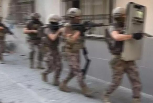 DAEŞ'e Operasyon 147 Şpheli Yakalandı
