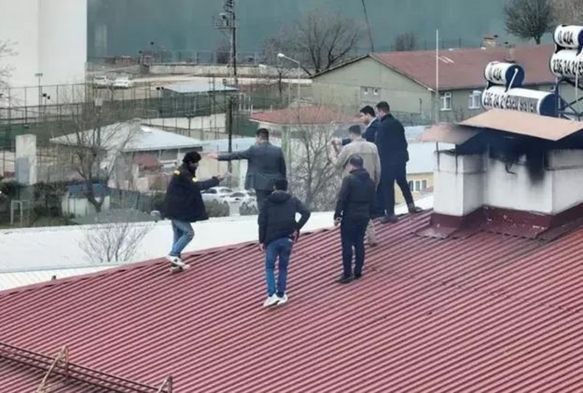 115 Kez İntihar Teşebbs!