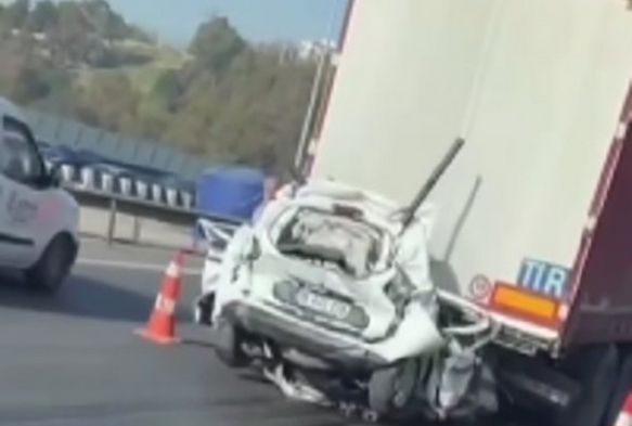 Ara Kağıt Gibi Ezildi!