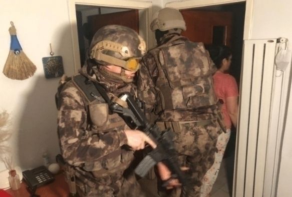‘Pekmez Kardeşler’ Örgütü Çökertildi!