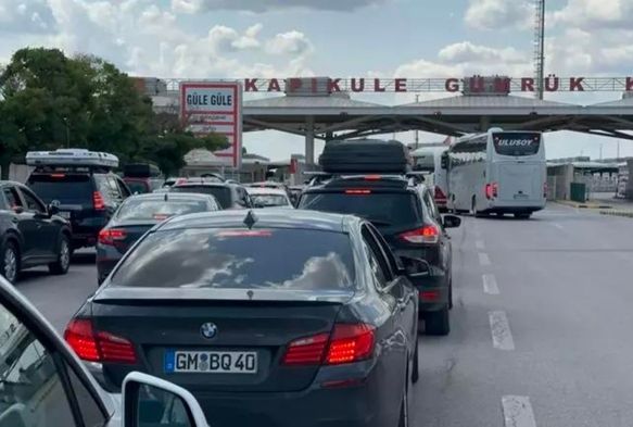 Kapıkule'de Sevin Ve Hzn..!