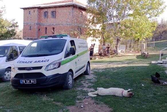 80 yaşındaki adam yengesini vurduktan sonra intihar etti