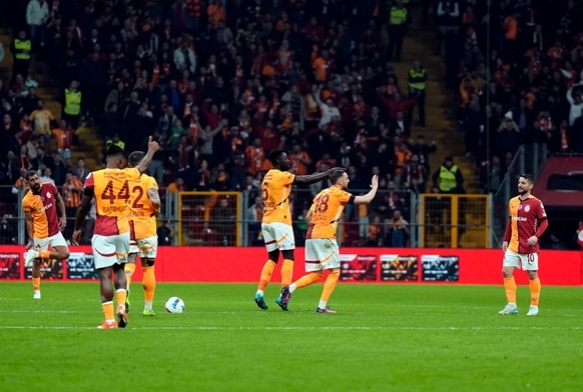 Galatasaray kupaya 1 puanla başladı