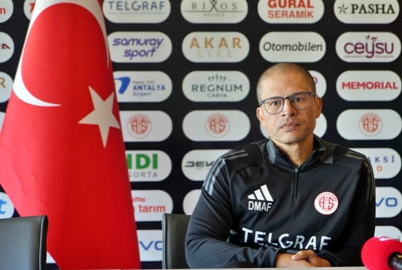 Alex ile yollar ayrıldı!