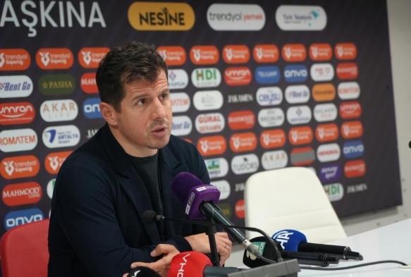 Emre Belzolu: 