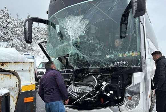 Bolu Da geiinde zincirleme kaza!