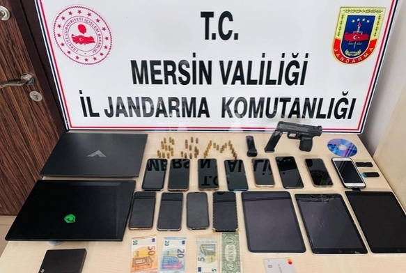 Kişisel verileri ele geçirip satan şebeke çökertildi