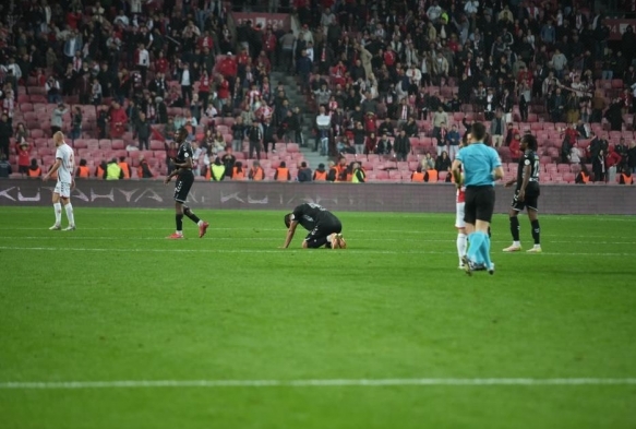 Sivasspor'dan Sper Lig'e hznl veda