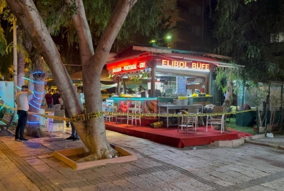 Emekli polis dehet sat: Eski eini ldrp intihara kalkt