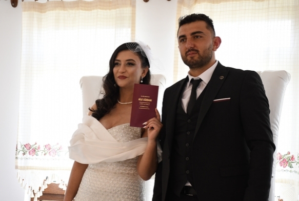 Nikah dairesinde 25.05.2025 younluu