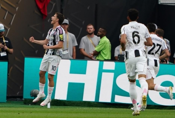 Kenan 'Yldz'lat, Juventus rahat kazand