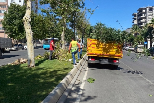 Hasar ortadan kaldırılıyor...