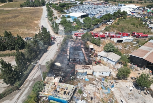 Yediemin otoparkında yangın