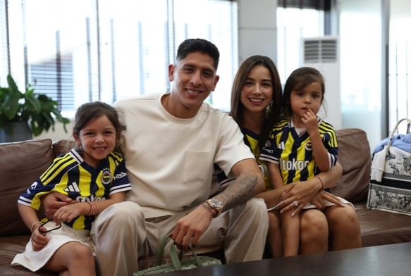 Edson Alvarez, stanbul'a geldi
