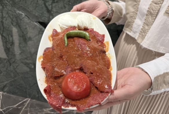 Tatilcilerin yeni gzdesi sucuk dner