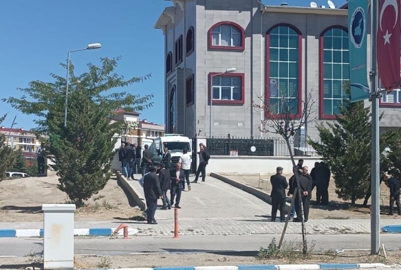 Barmaya giderken ldrlen anne ve oullar defnedildi