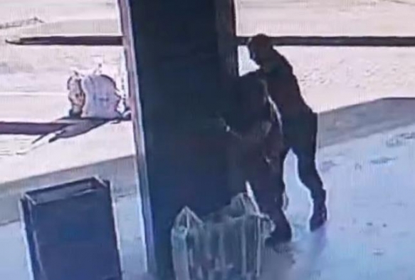 Otogarda yaanan dehet kamerada