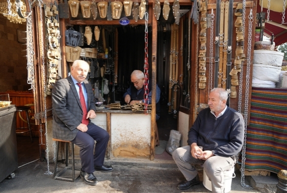 2 metrekarelik dkkanda 48 yl