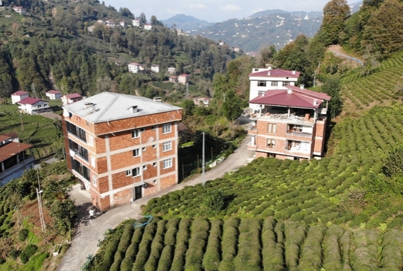 Hem gze hem de cebe zarar!